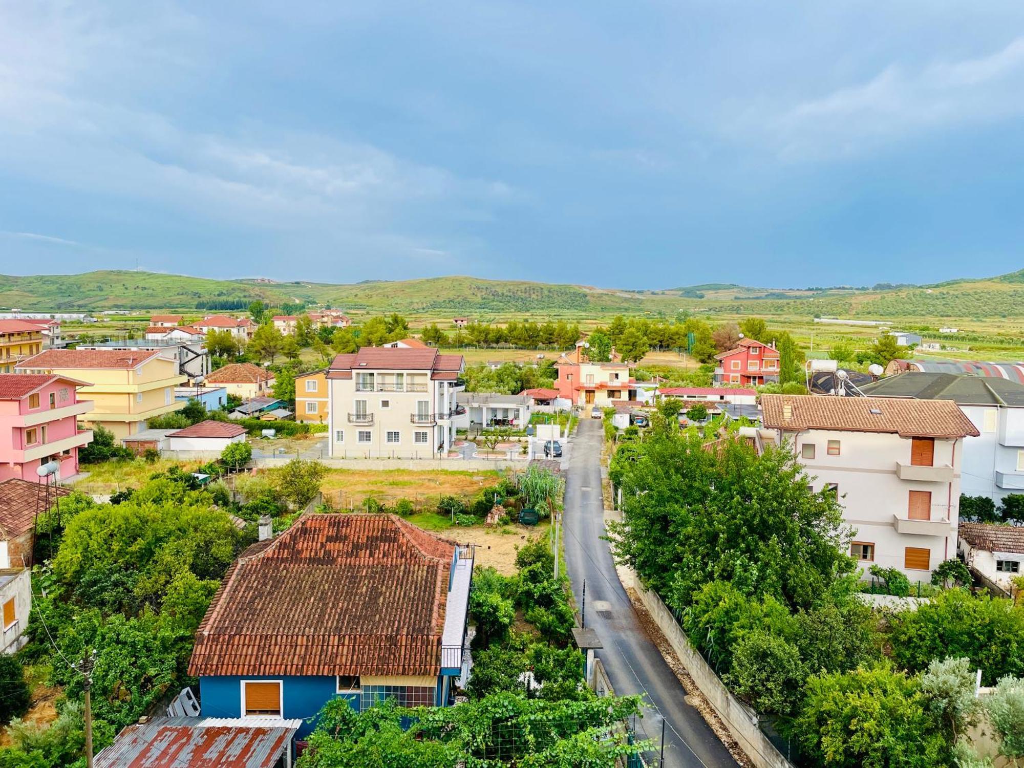 Green Trails Apartment - Fully Renovated With Mountain View Divjake Exteriér fotografie